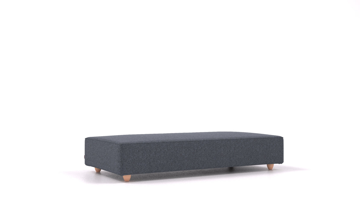 Cascais L, elemento del divano modulare FEYDOM in tessuto Icon IC-79 Deep Blue, gambe chiare